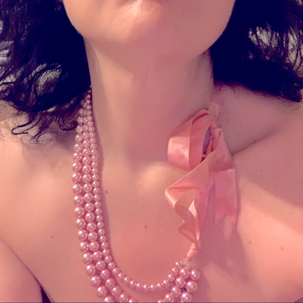 Betsey Johnson pear and pink floret necklace